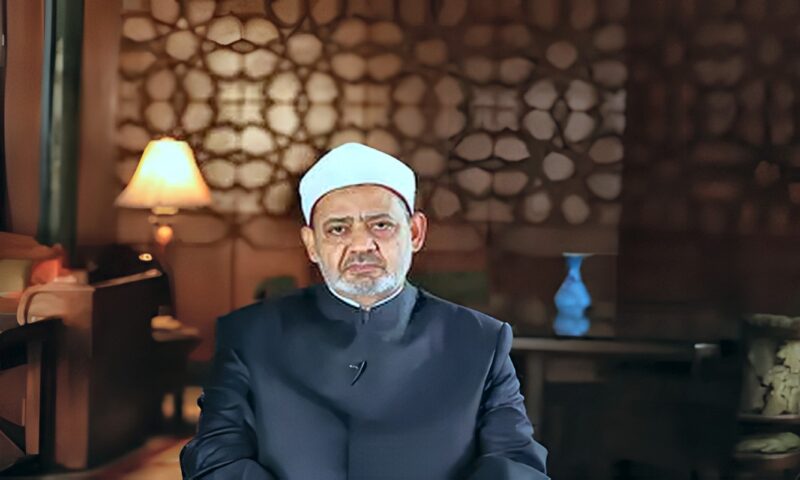 الأزهر يصدر بيانا بعد استهداف المدينة المنورة