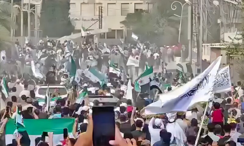سوريا.. احتجاجات في الحسكة تطالب ببسط سيطرة الدولة وسط توتر في الخطاب المجتمعي