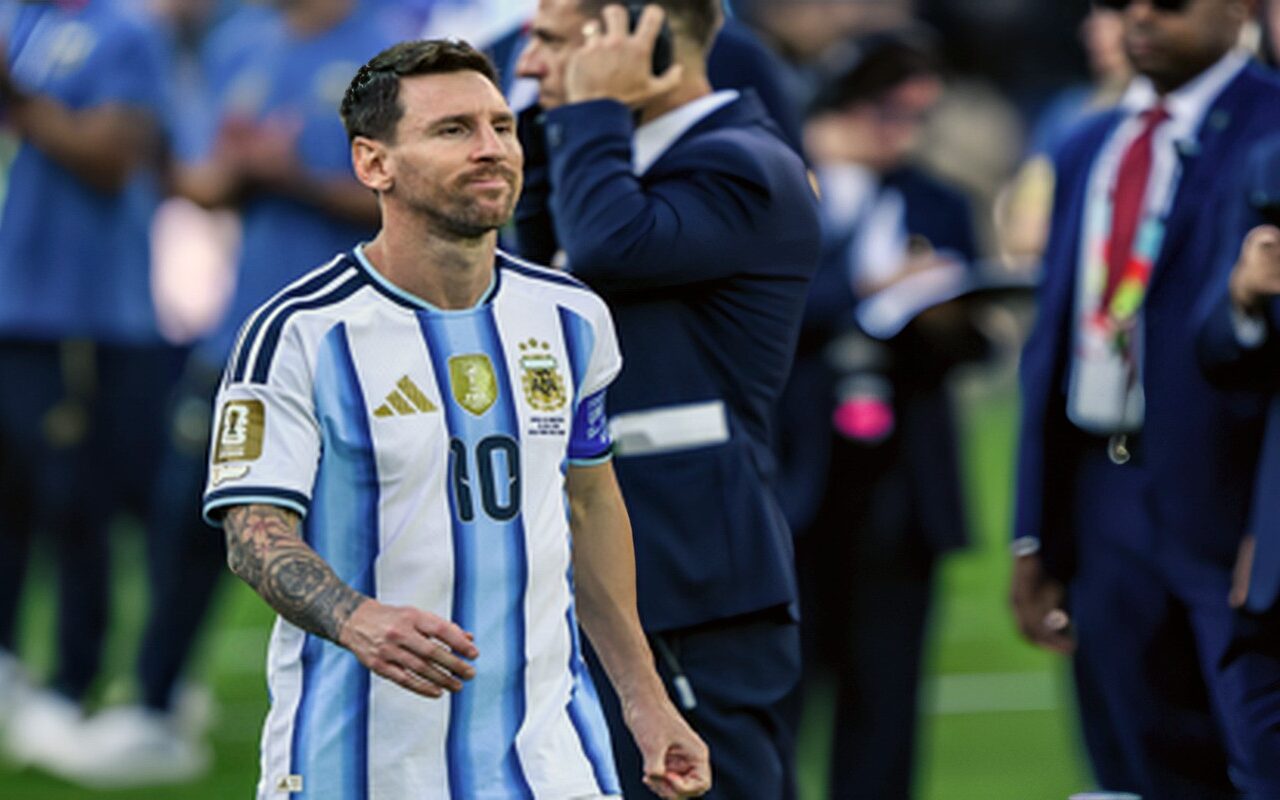 ميسي يعود للأرجنتين لخوض مباراته الوداعية مع المنتخب