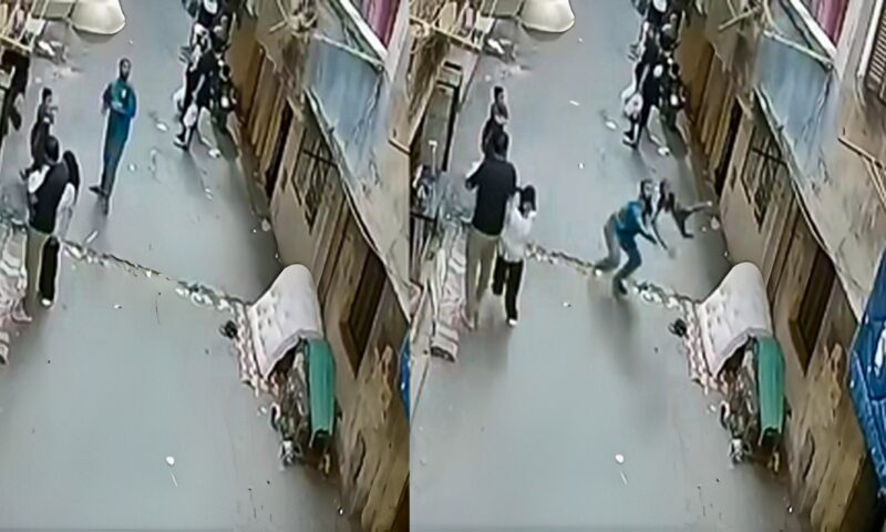 ثانية حاسمة.. شاب ينقذ طفلا من سقوط مروع في مصر (فيديو)
