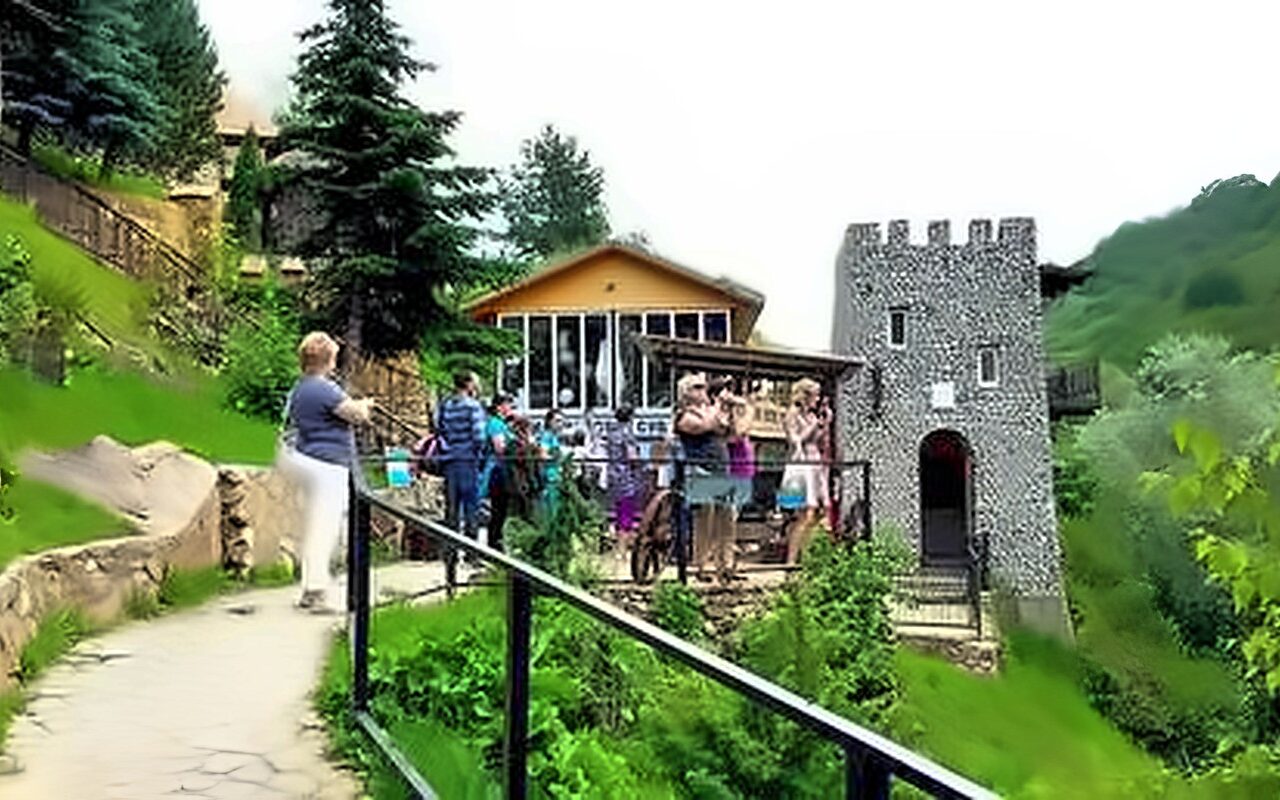 الخارجية الروسية توضح أسباب انجذاب السياح العرب إلى منتجعات قراتشاي-تشيركيسيا