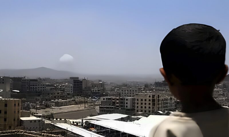 الحوثيون: 106 غارات وهجمات صاروخية سعودية خلال الـ24 ساعة الماضية على مناطق باليمن
