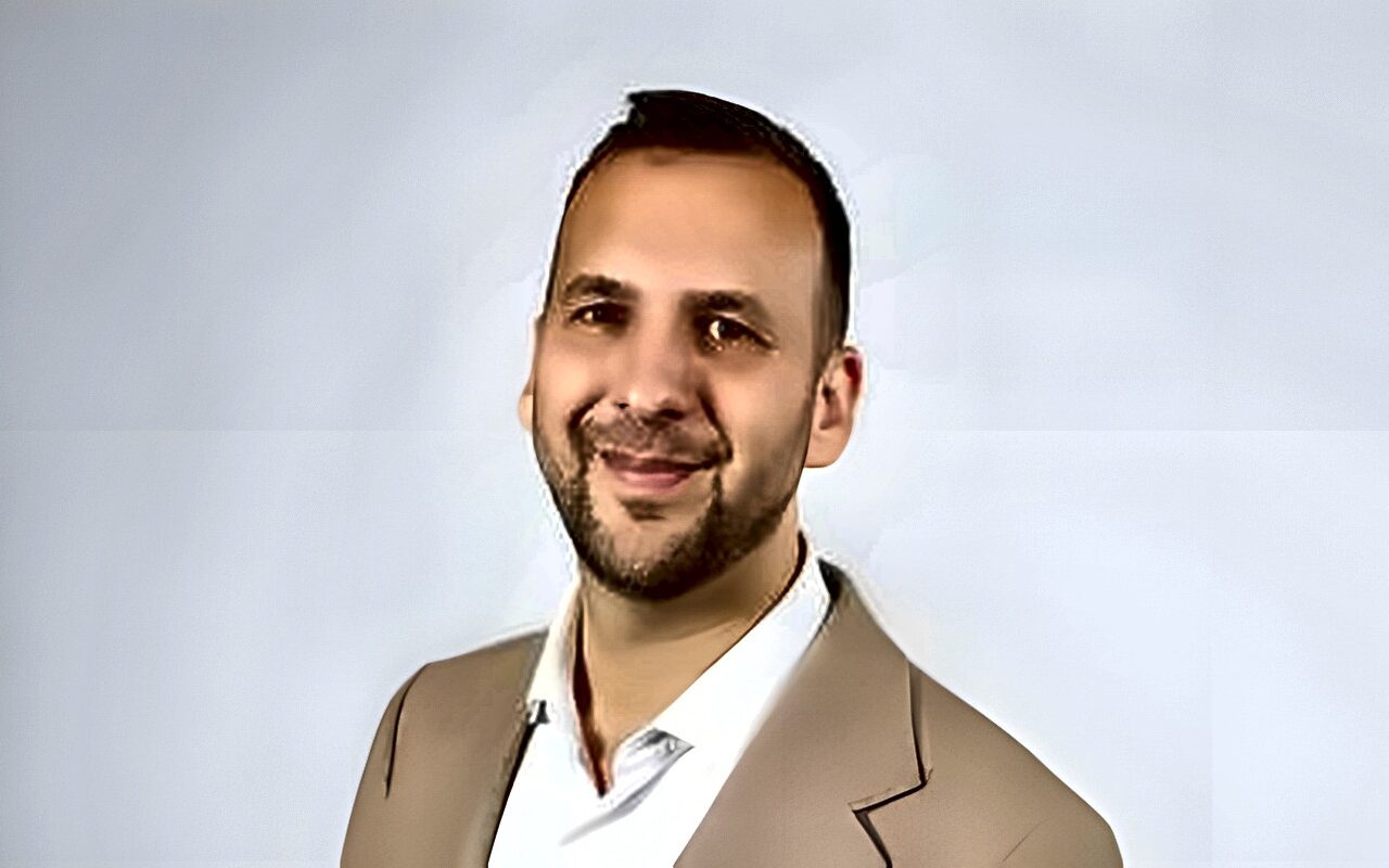 إسرائيل تحظر دخول زعيم سياسي بريطاني أراضيها على خلفية “مساواة الصهيونية بالعنصرية”