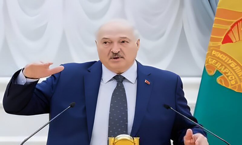 لوكاشينكو يتحدث عن “حج” البيلاروسيين إلى موسكو