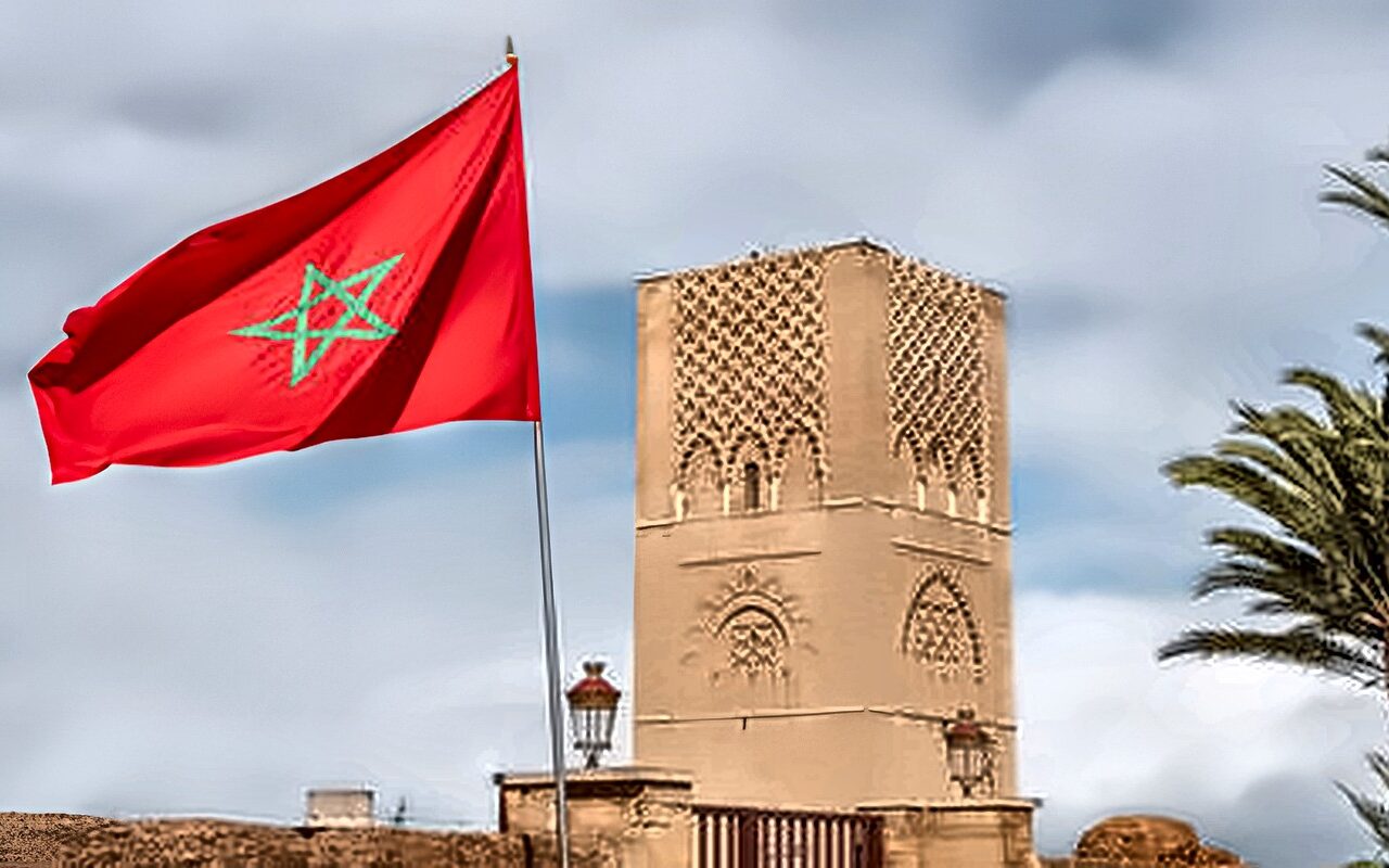 المغرب يقتني 100 مقطورة أمريكية لنقل الدبابات والمدرعات