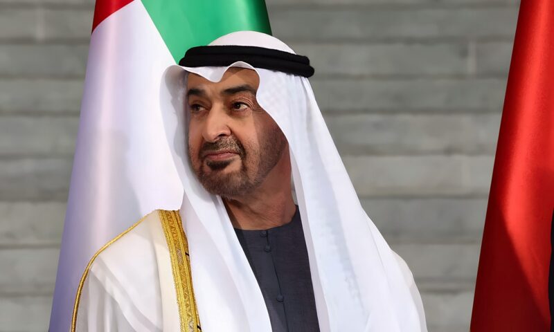 بعد “خليجي 27”.. رئيس الإمارات يوجه رسالة للملك سلمان وولي العهد والشعب السعودي