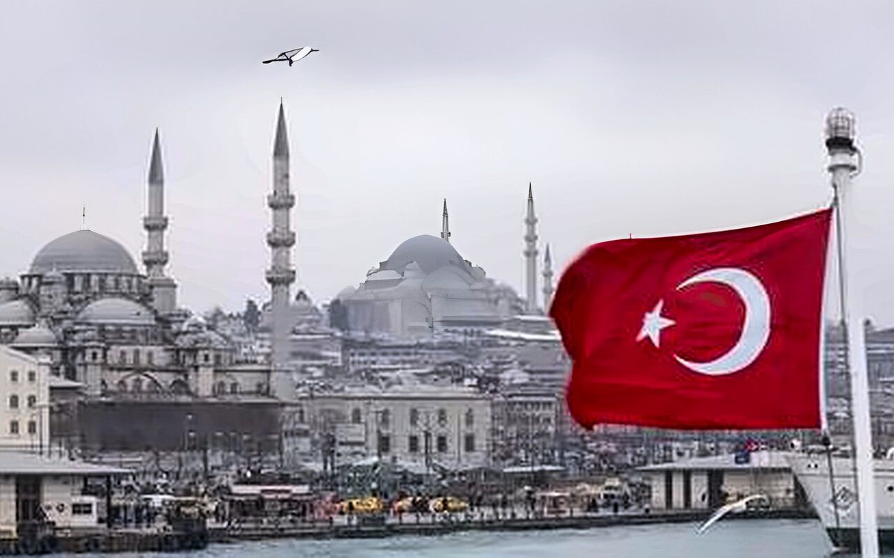 زعيم المعارضة التركية يحذر من جر تركيا إلى حرب اليمن بسبب اتفاقية مكة
