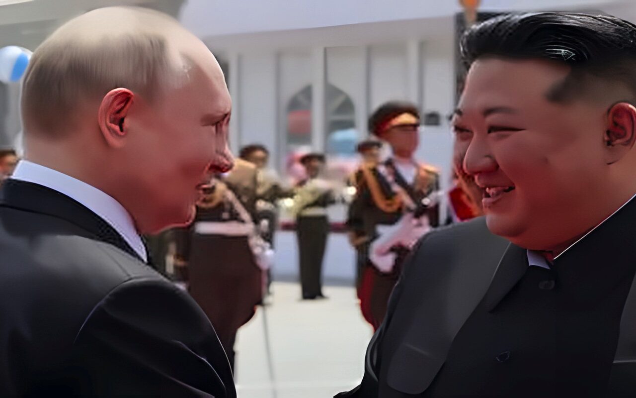 كيم جونغ أون مهنئا بوتين بعيد ميلاده: الحرب المقدسة التي تخوضها روسيا ستتوج بالانتصار