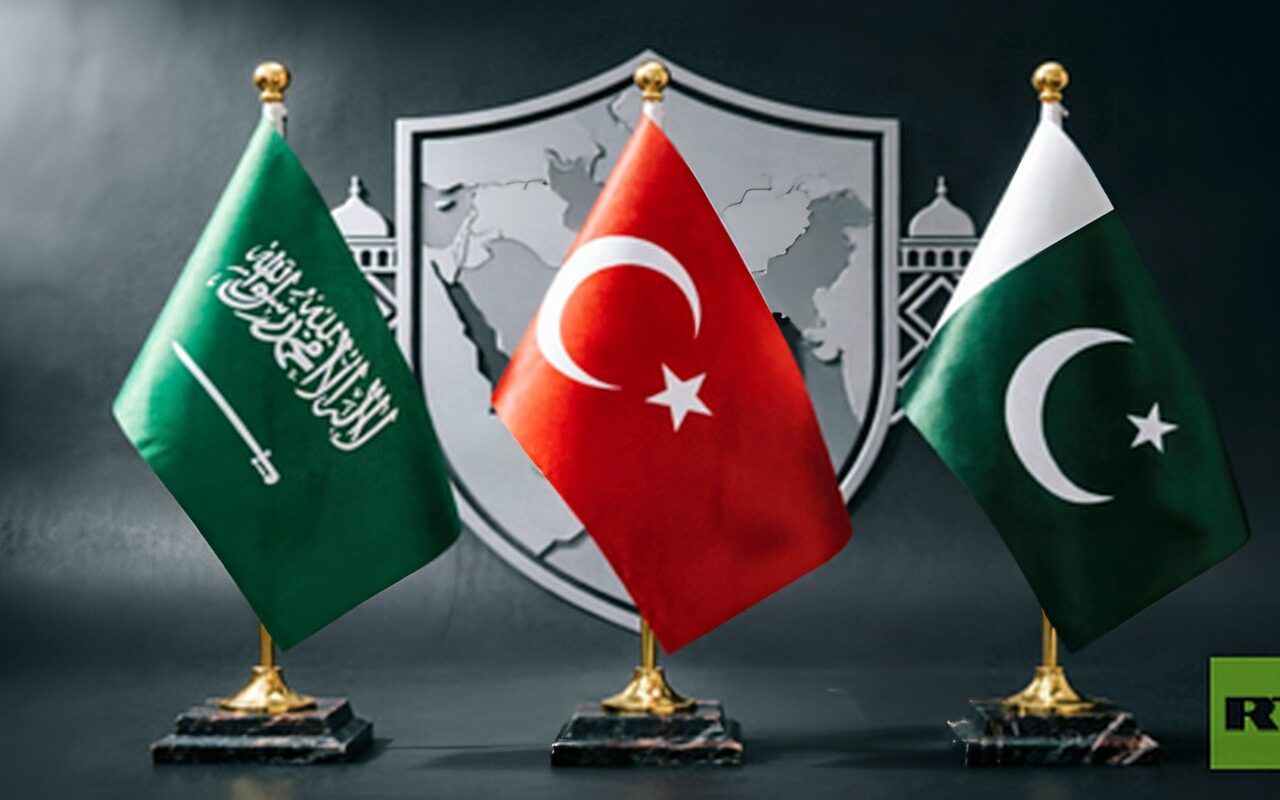 “حلف مكة” يختبر معادلات المنطقة.. فهل تستعد تركيا لتموضع عسكري جديد في السعودية