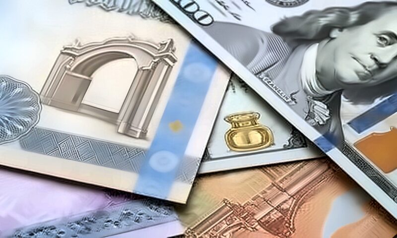 العراق يرفع سعر الدولار