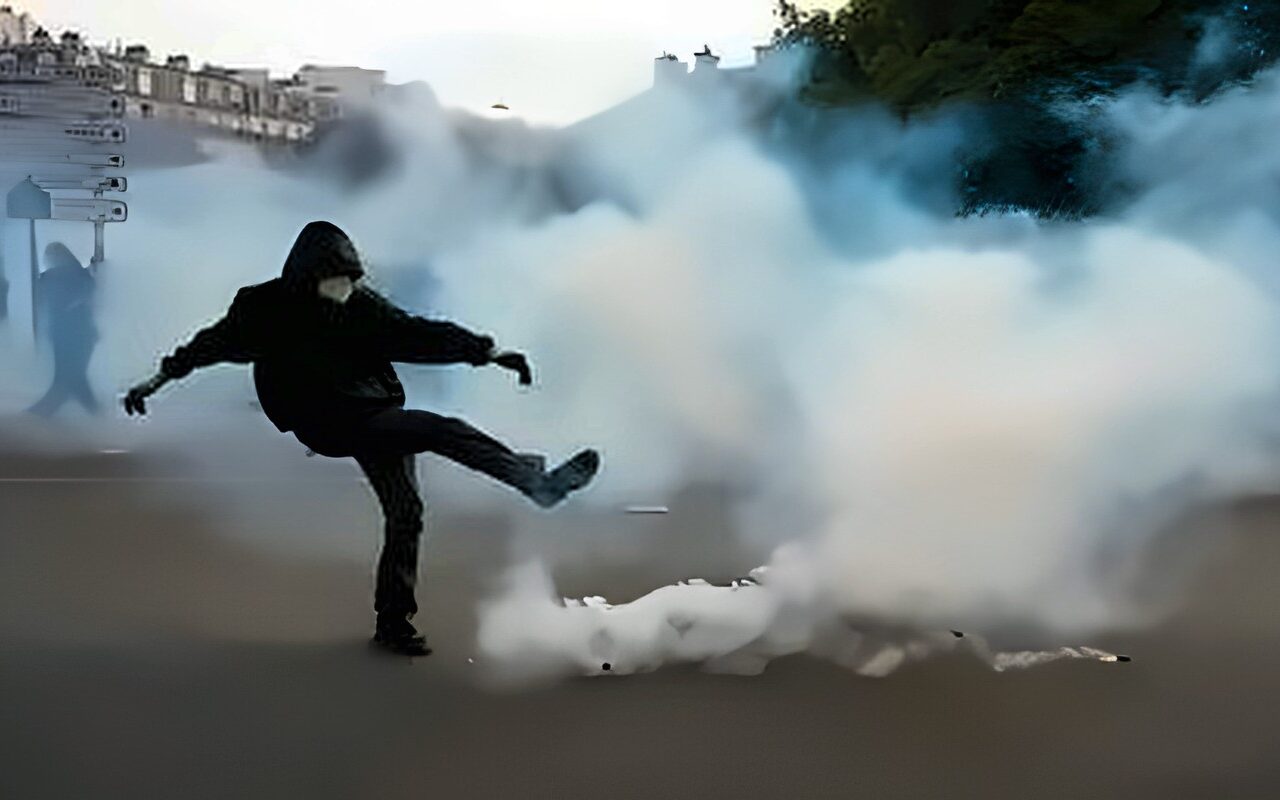 ماسك يعلق على الاحتجاجات في فرنسا