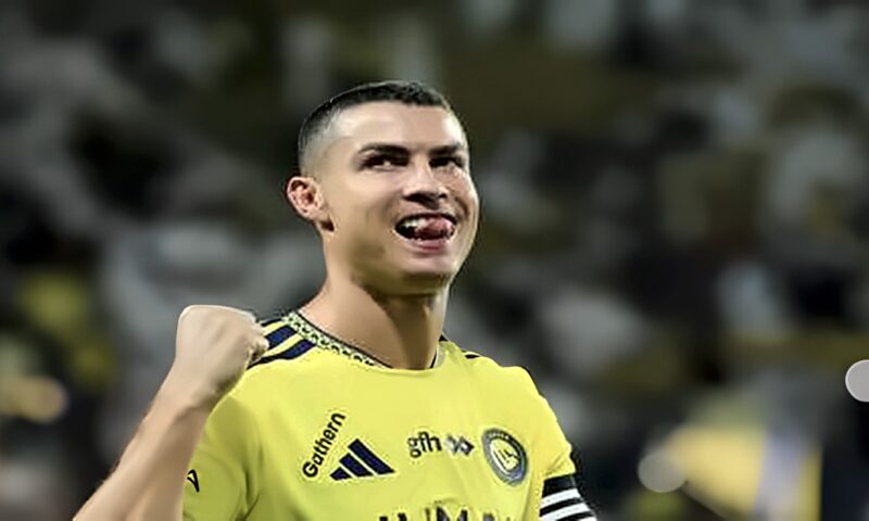 بدأ العد التنازلي.. رونالدو يقترب من الـ1000 هدف ويقود النصر نحو إنجاز الـ100 مباراة