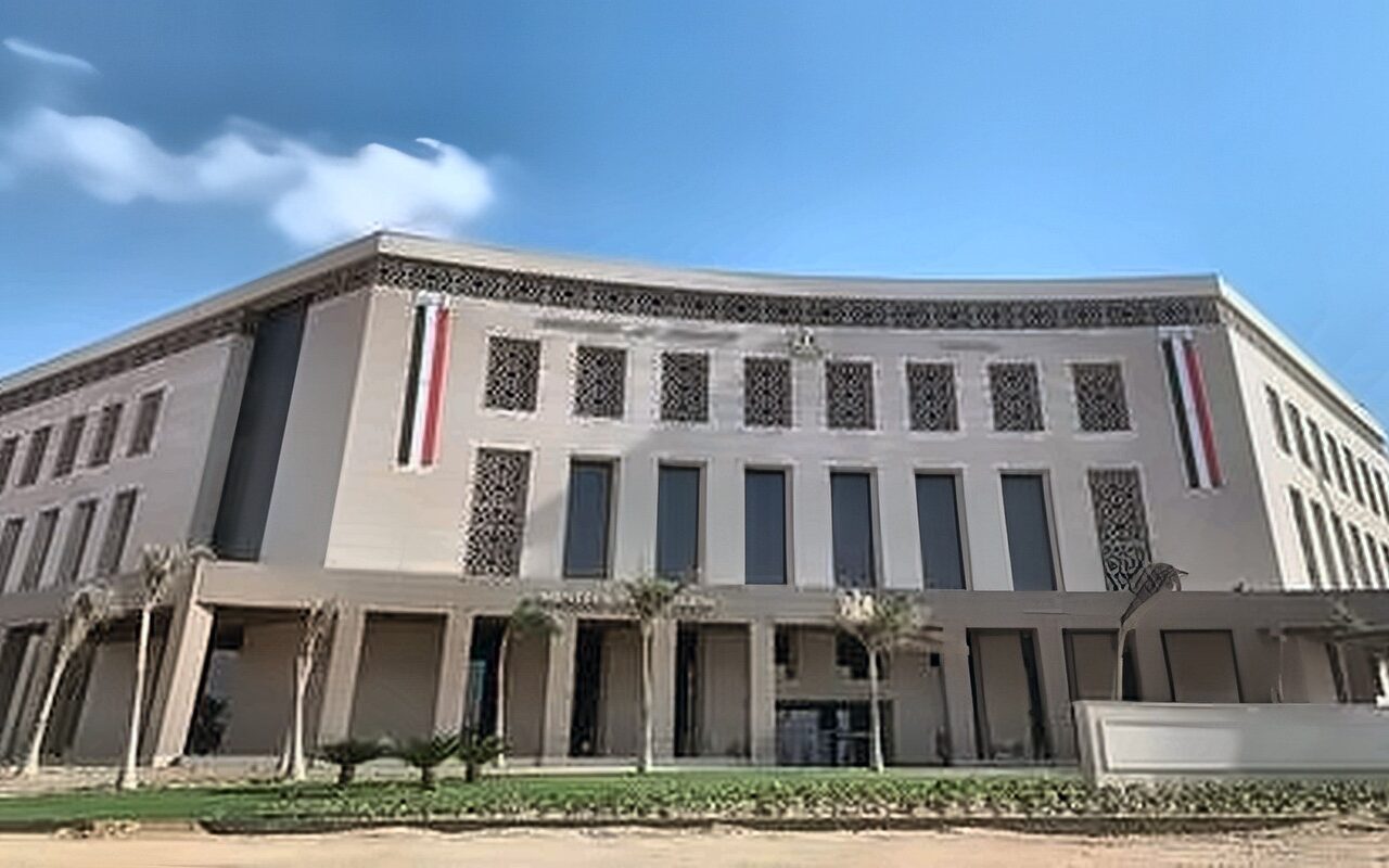 مصر تستهدف خفض الدين إلى 78% من الناتج المحلي بحلول 2027
