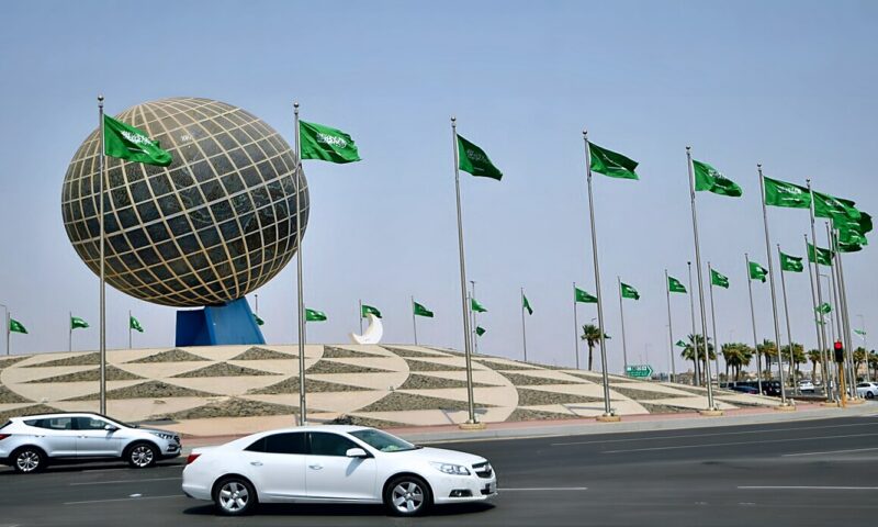 السعودية تطلق حزمة تسهيلات واسعة لحاملي الجنسية اليمنية