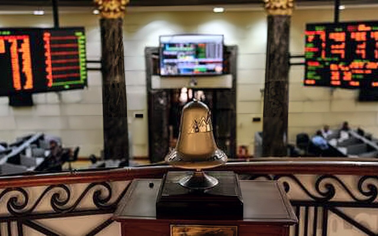 ماذا يحدث في البورصة المصرية؟.. خسائر مليارية ومخاوف من موجة هبوط جديدة