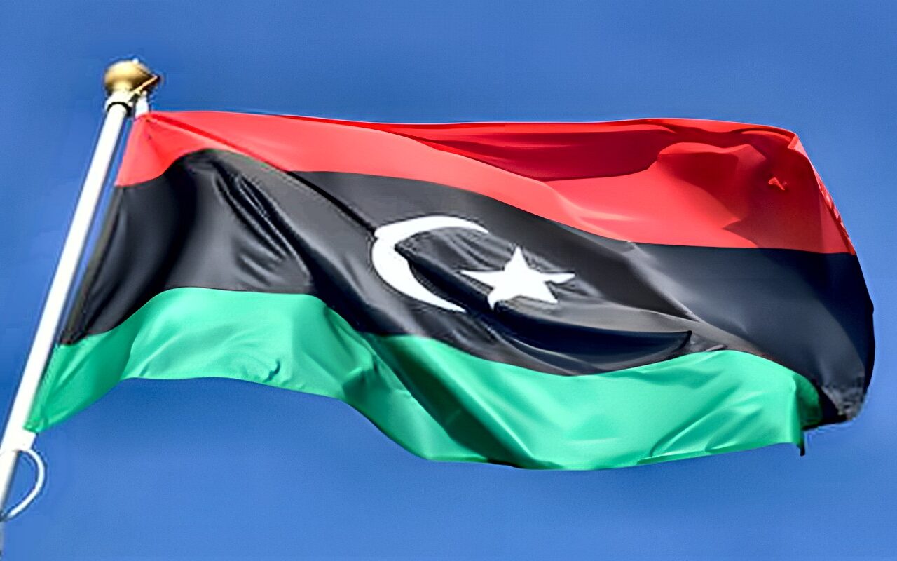 الخارجية الليبية تستنكر استهداف المطارات ومنشآت الطاقة في السعودية