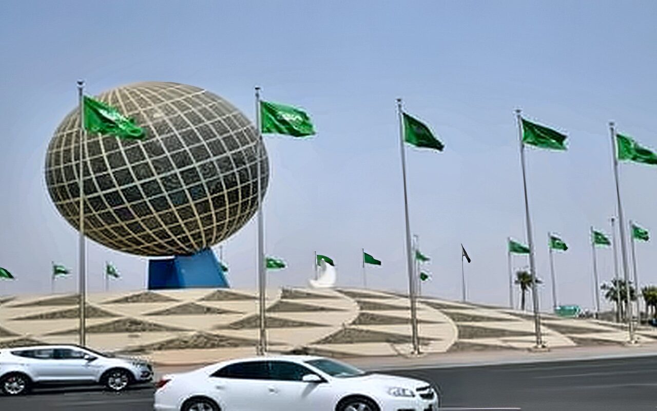 الدفاع المدني السعودي يعلن زوال الخطر عن أبها بعد إطلاق إنذار تحذيري