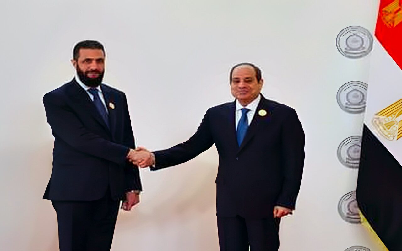 هل تتجه مصر للتحالف مع سوريا بقيادة السعودية؟.. خبراء يعلقون لـRT على تقرير إسرائيلي