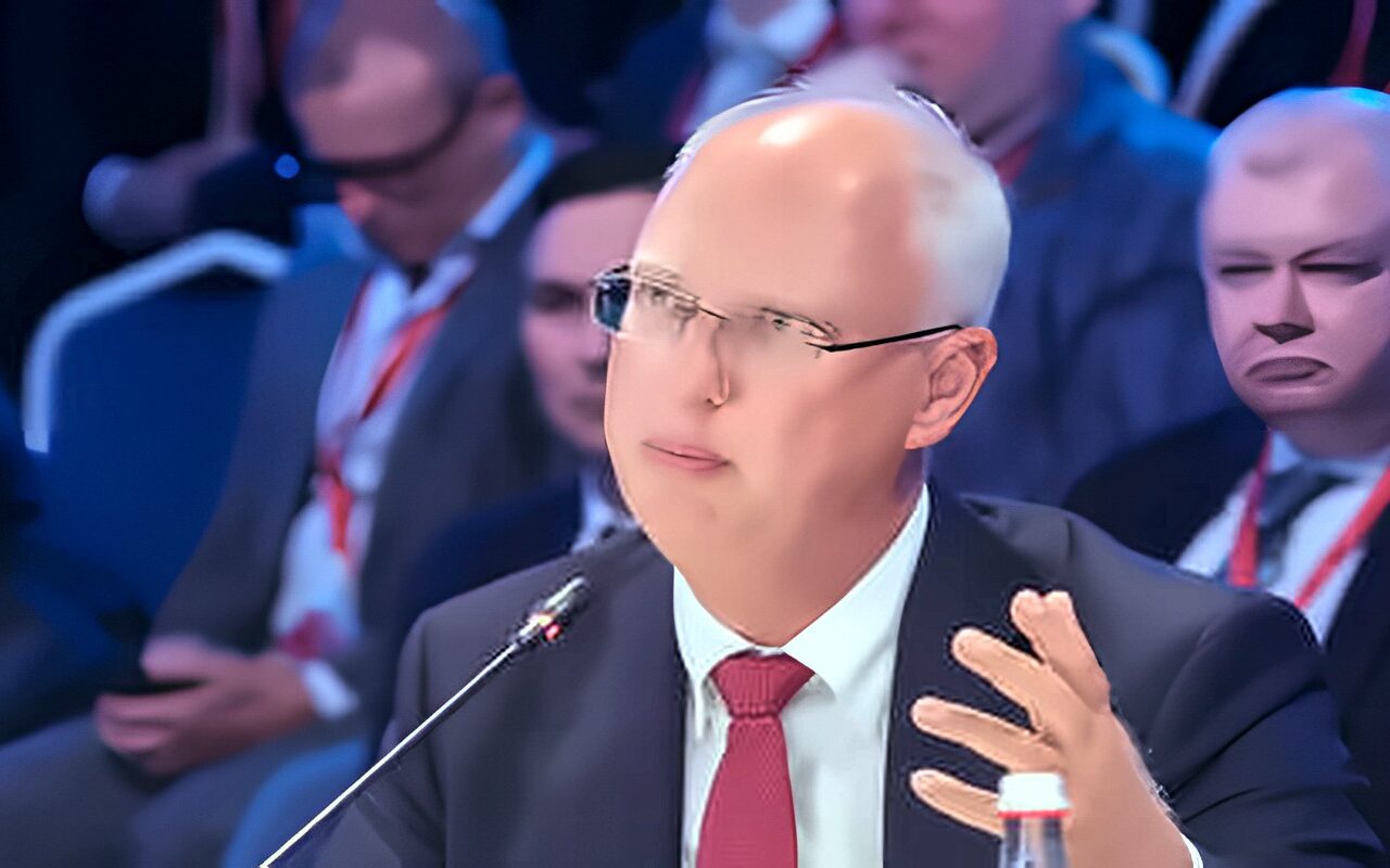دميترييف: معارضو التعاون الروسي الأمريكي يدركون فوائده