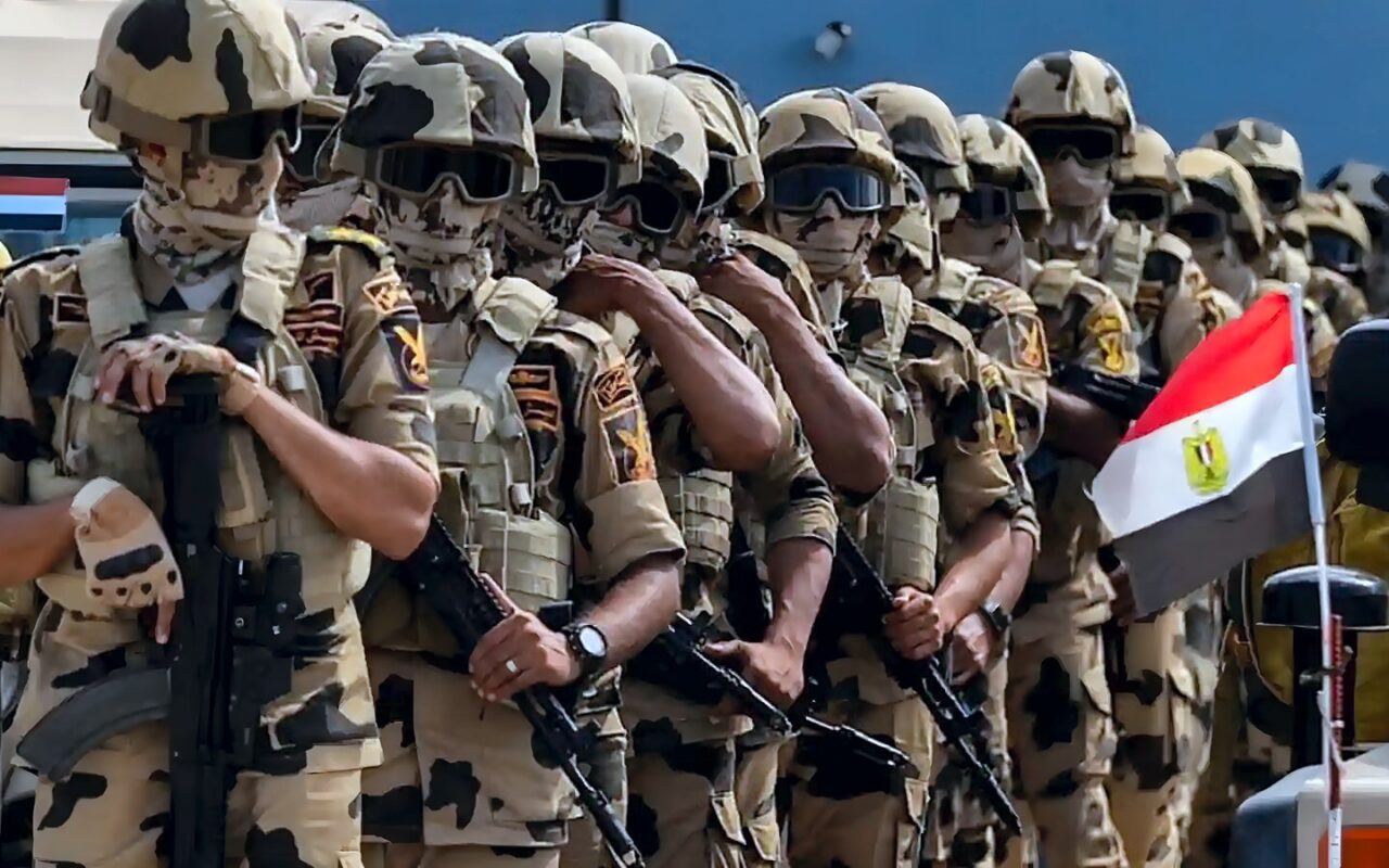 بيان للجيش المصري بعد اتهامه بشن هجمات واسعة على حدود السودان