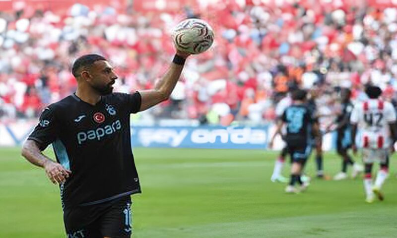 الدوري التركي يحتفل بمحمد صلاح (صورة)