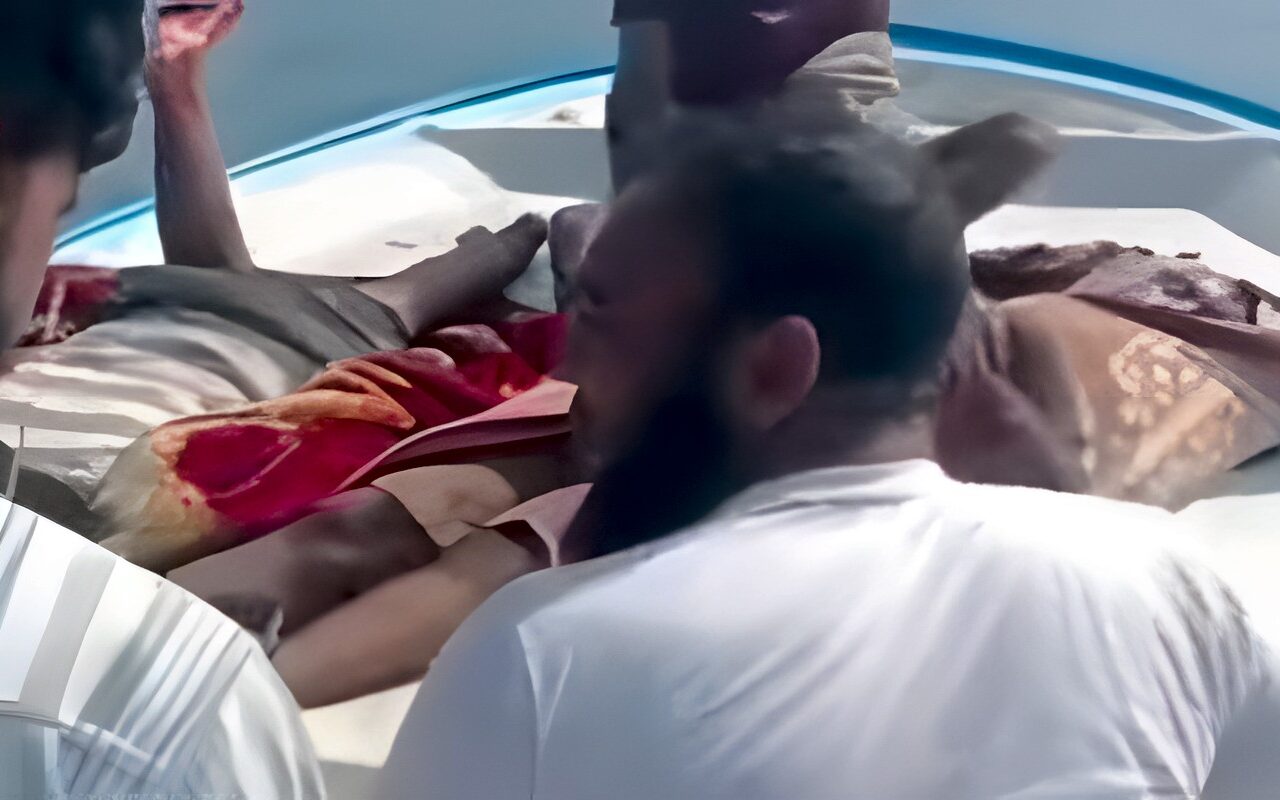 إصابة ثلاثة أشخاص بهجوم مسيّرة على قارب صيد جنوب إيران