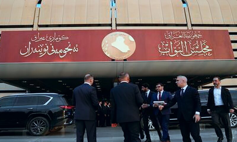 العراق.. استكمال التشكيلة الوزارية وكتل نيابية تعلق على تلك الخطوة