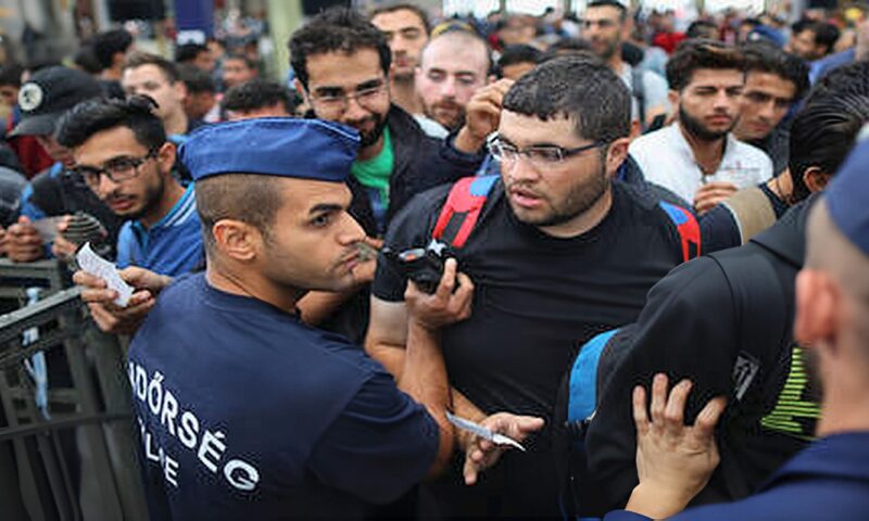 تحالف أوروبي ثلاثي يطالب بتشديد الإجراءات على الهجرة غير الشرعية