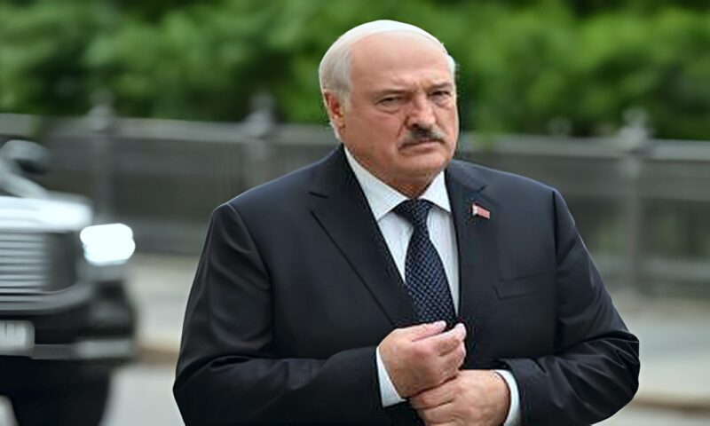 لوكاشينكو يصف الوضع على الحدود مع لاتفيا بالمتوتر والمستفز