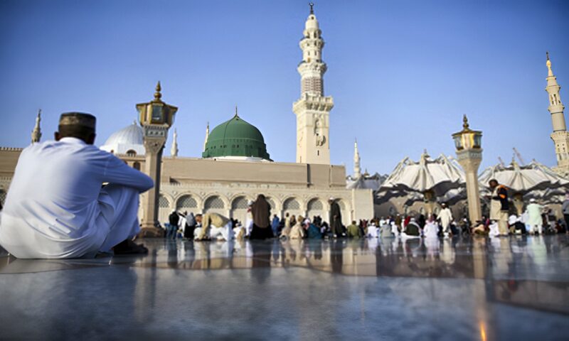 معتمر باكستاني يعود من الموت بعد 14 ثانية
