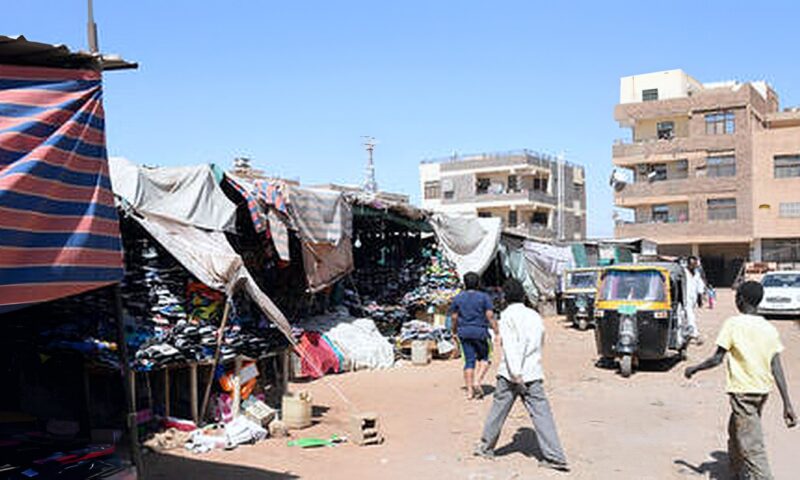 السودان.. مقتل 13 شخصا في قصف جوي على موقع تعدين أهلي في كسلا