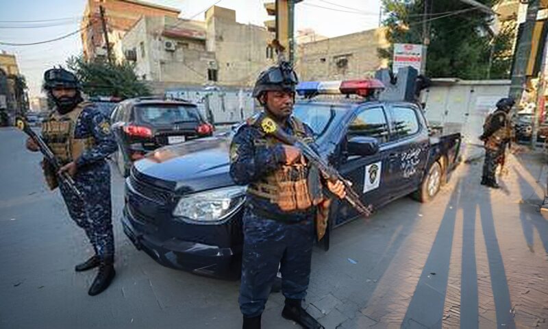 العراق.. مطلوب للعدالة يفجر نفسه ويصيب ضابطا و5 منتسبين خلال عملية أمنية في البصرة