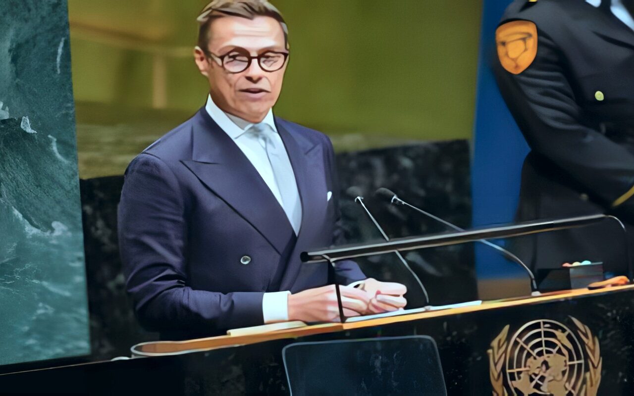 رئيس فنلندا إلى أوسلو للقاء زيلينكسي تزامنا مع زيارة مبعوث ترامب
