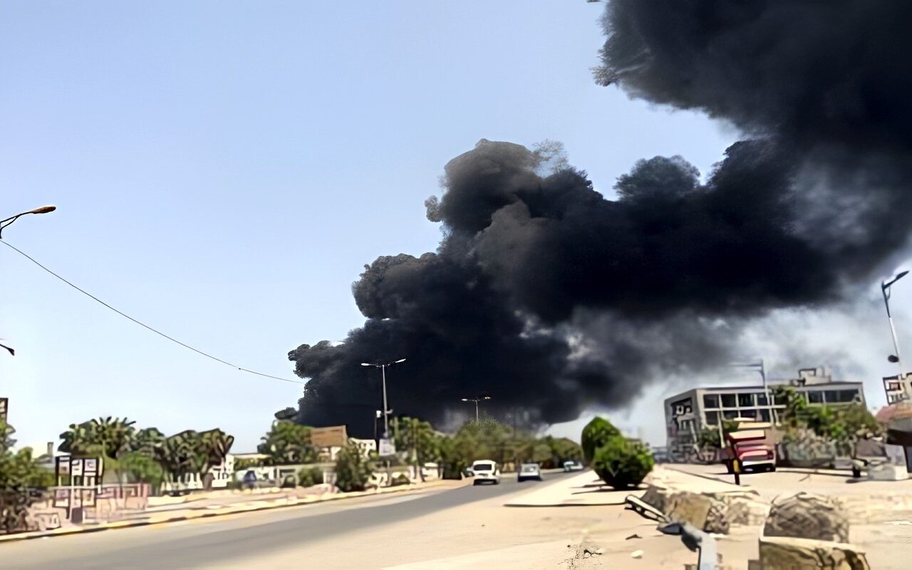 التحالف يعلن تدمير منصة إطلاق صاروخ باليستي أطلقه الحوثيون تجاه الرياض اليوم