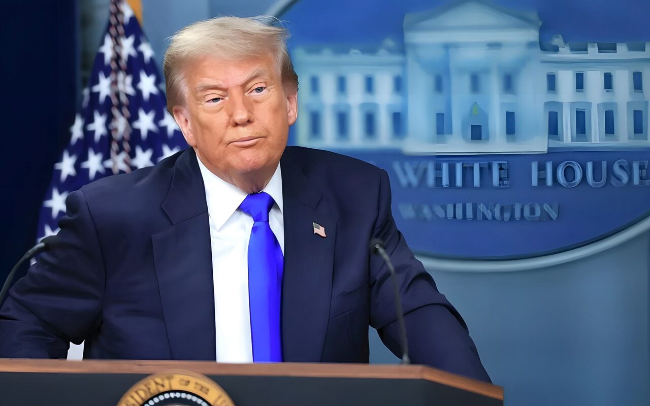 ترامب يعلن إنفاق أكثر من 400 مليون دولار من ماله الخاص لدعم الجمهوريين في انتخابات التجديد النصفي