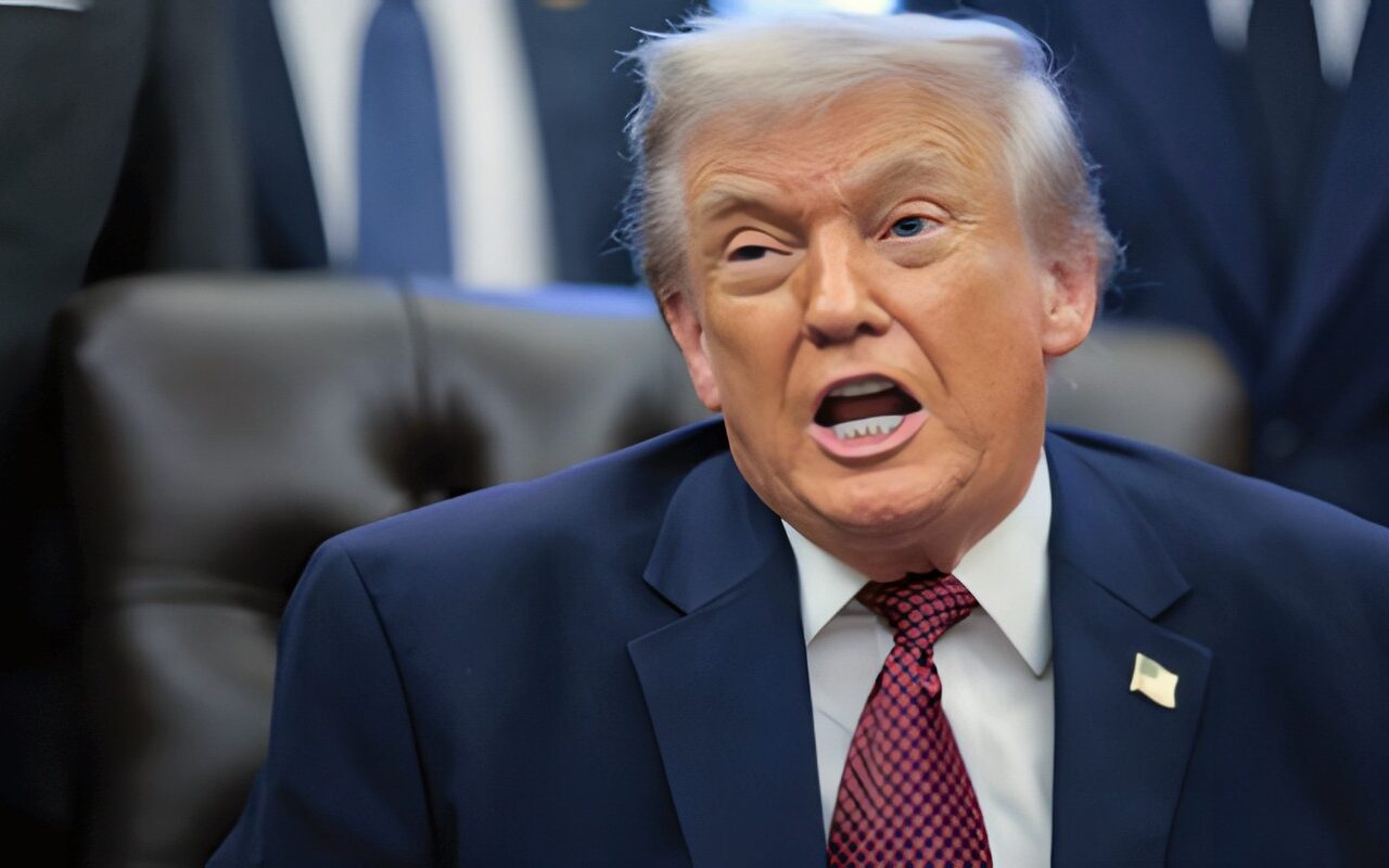 ترامب: يجب على أوروبا أن تغير مسارها وإلا فلن يتبقى منها أثر