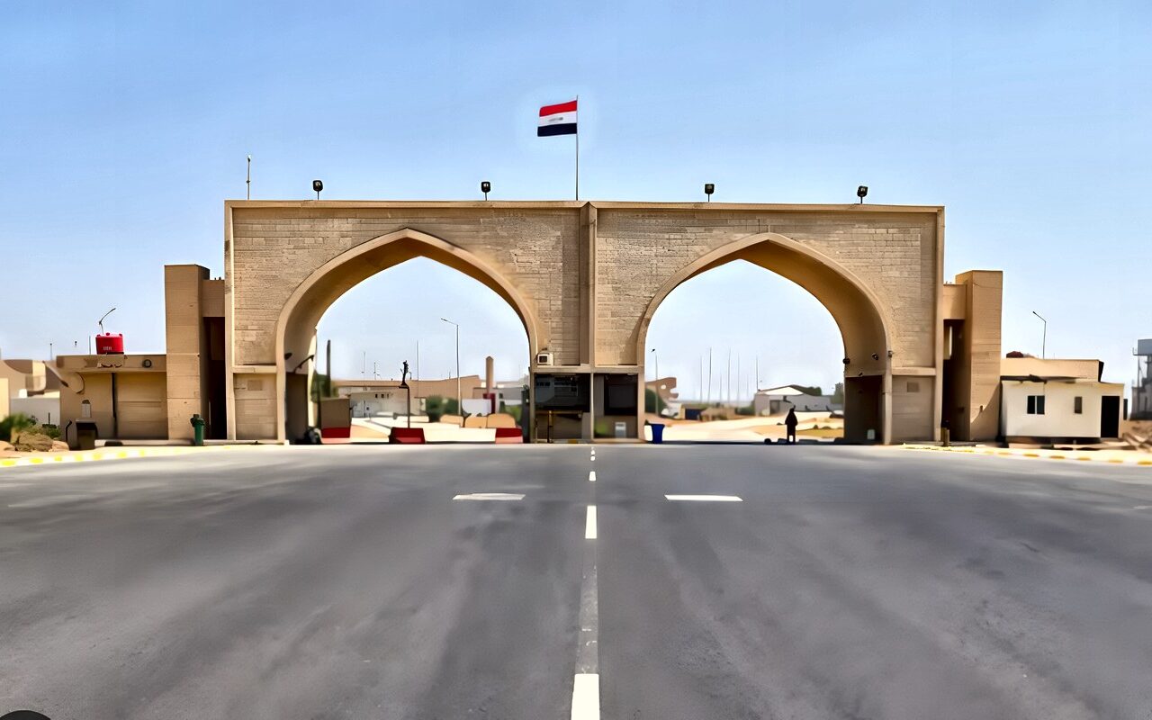 العراق يغلق منفذ الشيب الحدودي مع إيران