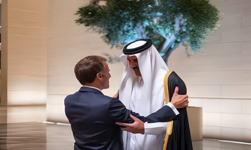 أمير قطر: مباحثات مثمرة مع ماكرون لـ”تعزيز الشراكة الاستراتيجية”