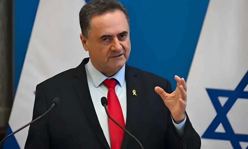 كاتس يهدد بـ”إشعال” إيران وإعادتها عقودا إلى الوراء ويتهمها بالسعي لمهاجمة إسرائيل قبل الانتخابات