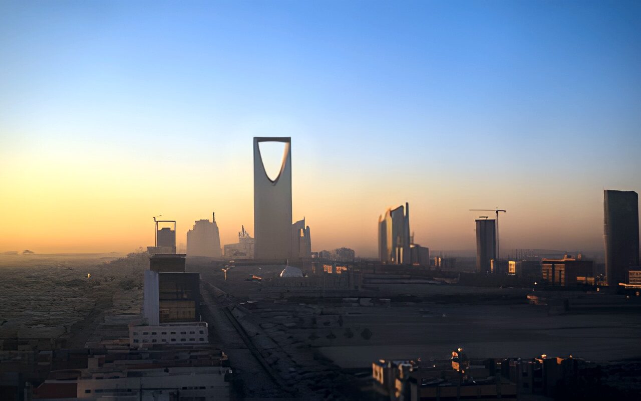 واشنطن تأمر بعض دبلوماسييها بمغادرة السعودية