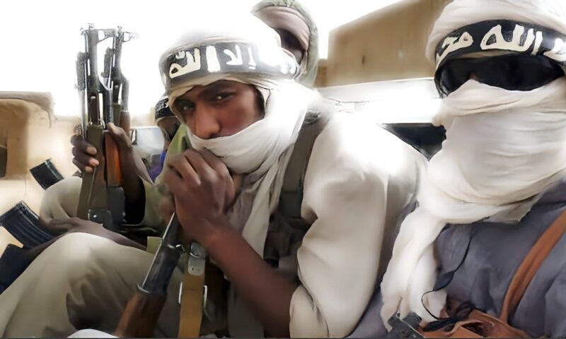 ليبيا.. تحرير رهينتين أوروبيتين بعد عام ونصف في قبضة “داعش الساحل”