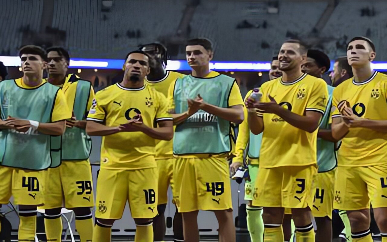 بعد الفوز على صباح.. لاعبو دورتموند يمتنعون عن الاستحمام في ملعب باكو