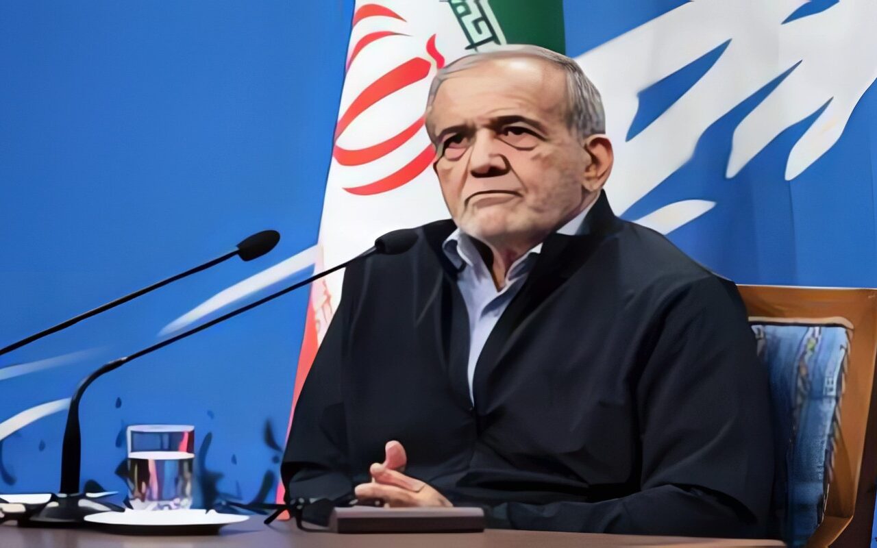 الرئيس الإيراني يزور موسكو الأسبوع المقبل ولقاء مرتقب مع بوتين