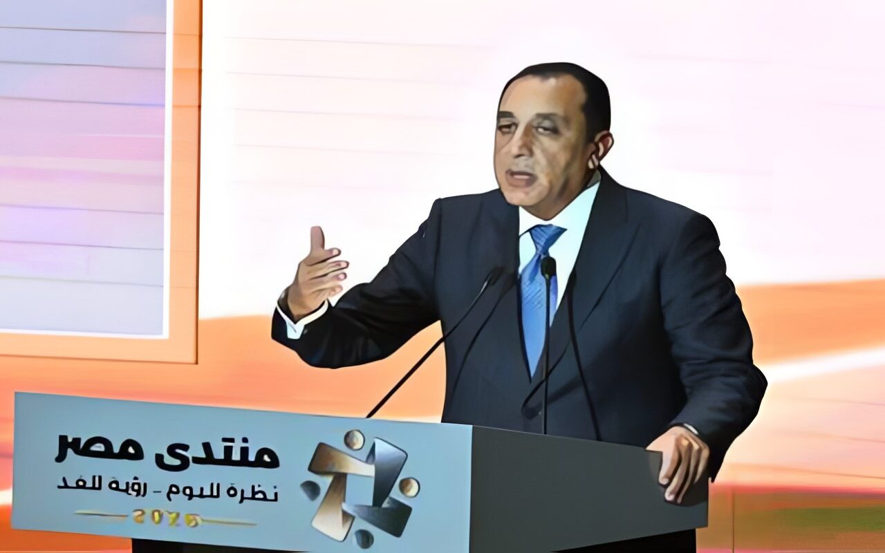 رئيس وزراء مصر يكشف تفاصيل سرقة سيارة والده وسيارات زملائه قبل 2014
