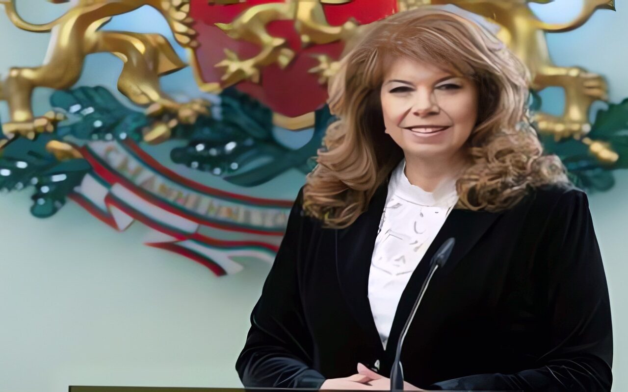 بلغاريا تنتخب رئيسها.. وإيوتوفا في الصدارة