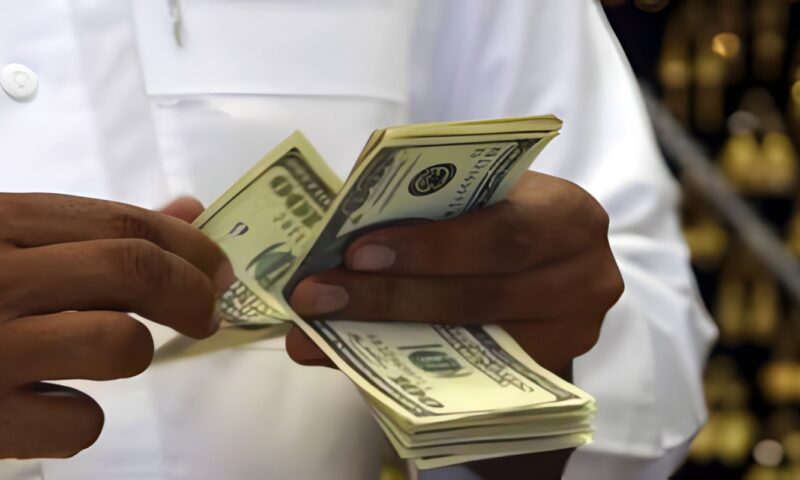 السعودية تطلق حزمة دعم للمواطنين تزامنا مع تعديل تعريفتي الكهرباء والمياه