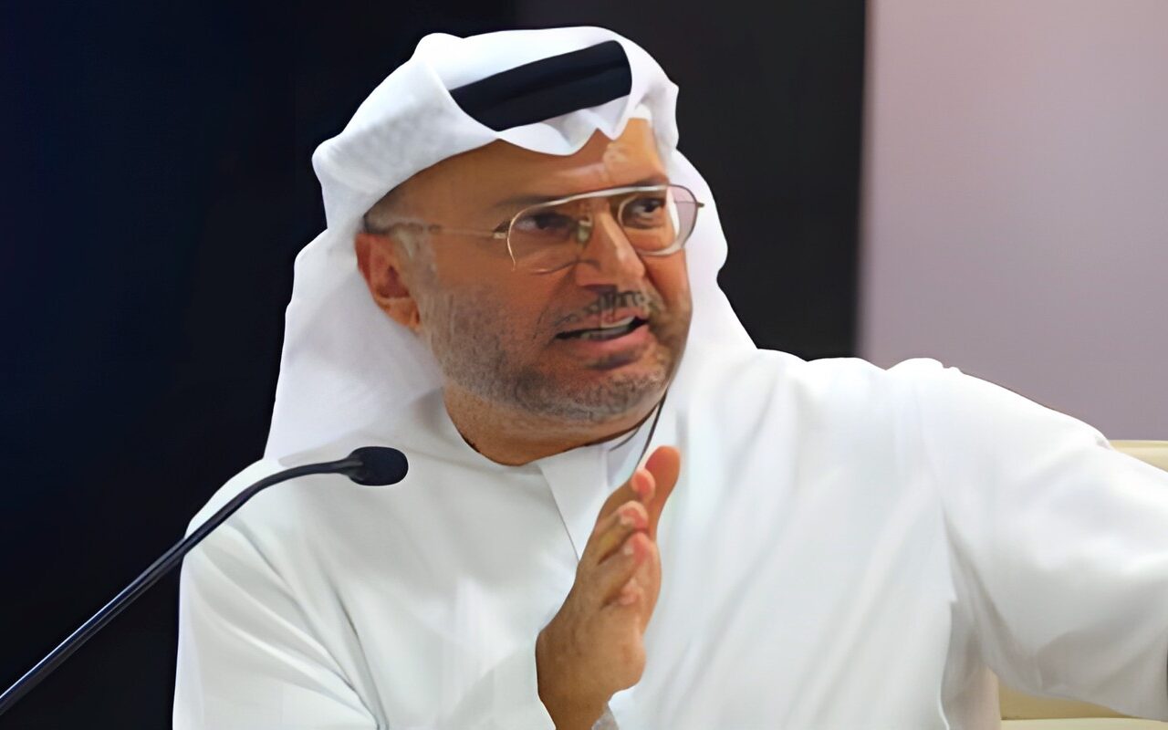 مستشار رئيس الإمارات يرد على تصريحات قاليباف بشأن التمهيد لمشروع “إسرائيل الكبرى”
