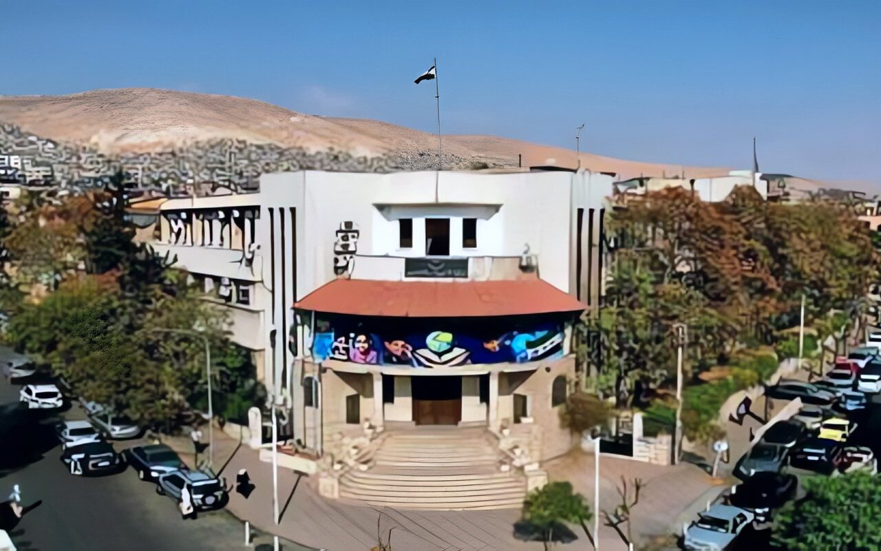 التربية السورية: تعديل المناهج اقتصر على حذف رموز النظام السابق ومضامينه الأيديولوجية