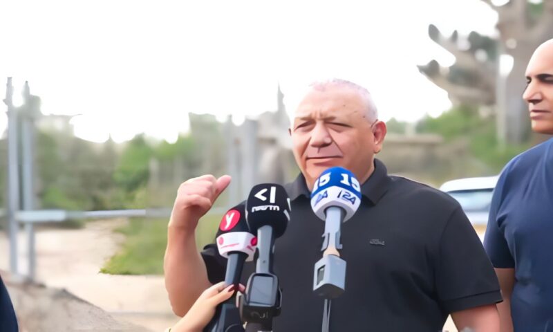 أيزنكوت يتعهد بتفكيك قوة “حماس” إن فاز بالانتخابات