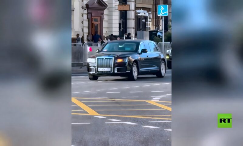 مشاهد لموكب أمير قطر الشيخ تميم بن حمد آل ثاني في موسكو